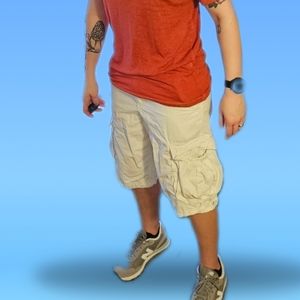 Y2K American Eagle Longboard White Cargo Shorts Circa 2013 (660007)